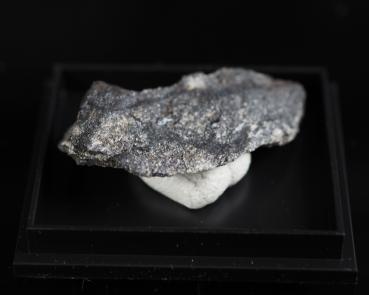 Manganostibite